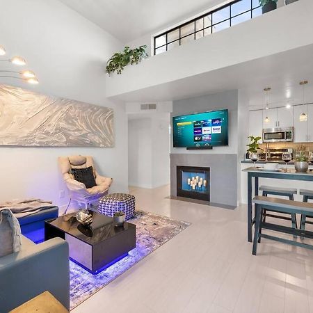 The Hidden Gem, King Bed & Hot Tub! Apartment Chandler Exterior photo